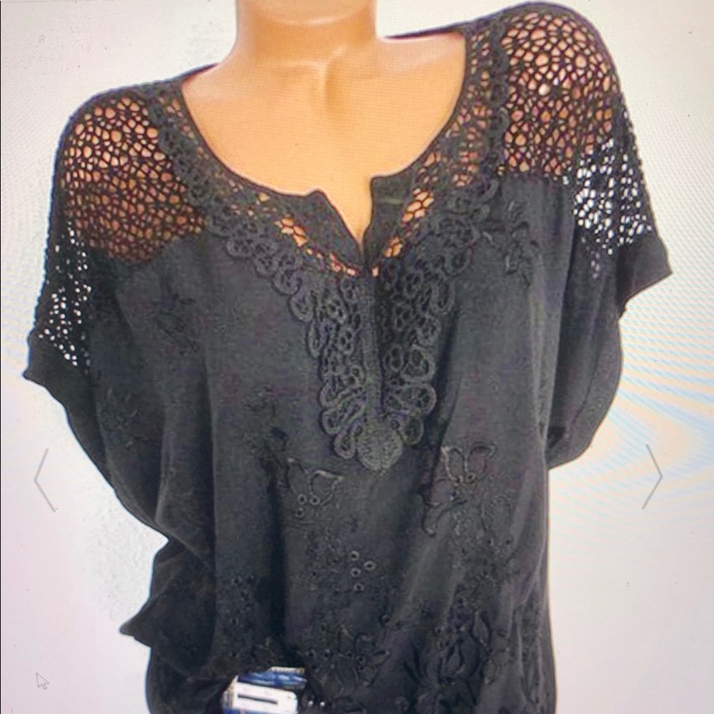 Black Plus size Crochet Embroidery Blouse- SO CUTE